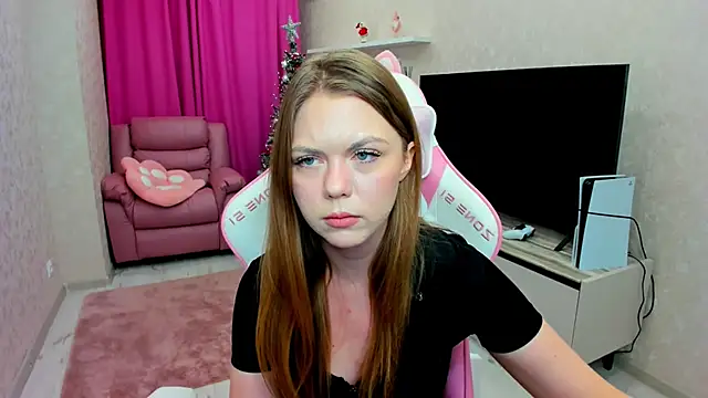 Strawberrye online show from January 12, 3:46 am