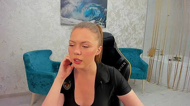 Strawberrye online show from September 26, 3:24 am
