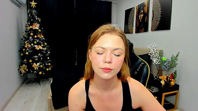 Strawberrye online show from January 13, 3:21 am