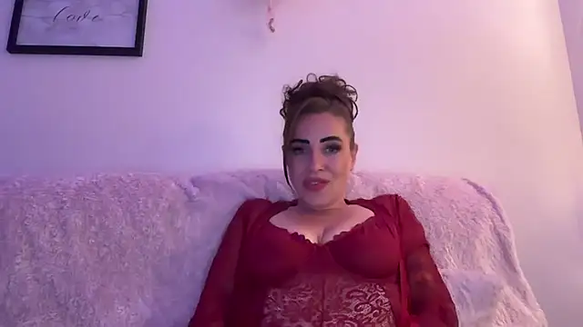EmilyBlue online show from May 7, 9:07 pm