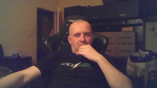 MrWhitePL online show from April 13, 6:01 pm