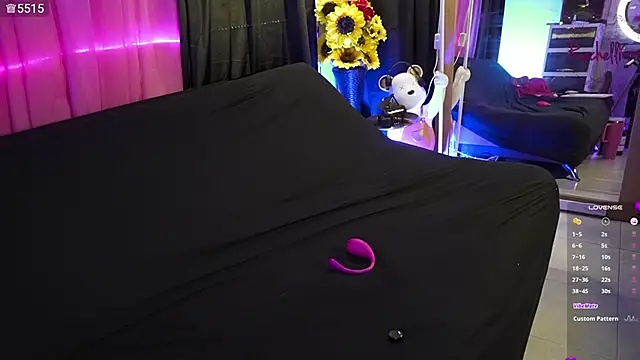 Rachellkors online show from October 7, 9:43 am