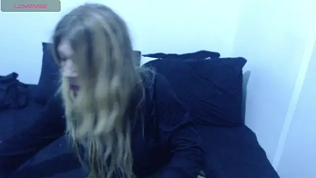 Dulce-Bella online show from November 13, 9:08 pm