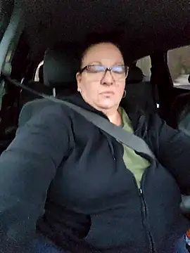 Snapshot of Miss_Phat_Booty chatting on November 19, 9:48 pm Miss Phat Booty online show from November 19, 9:48 pm