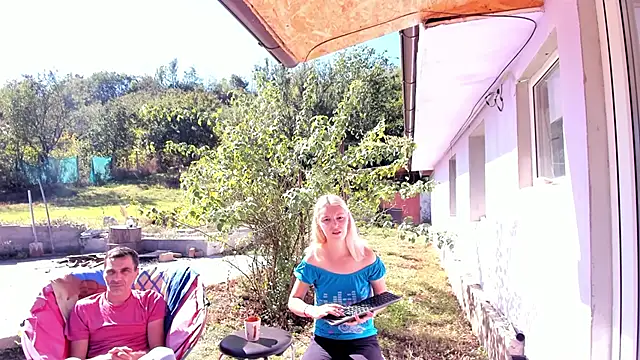 Snapshot of luxurydoll21 chatting on September 23, 8:43 am luxurydoll21 online show from September 23, 8:43 am