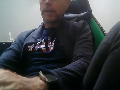 Snapshot of boran34 chatting on May 24, 9:58 pm boran34 online show from May 24, 9:58 pm