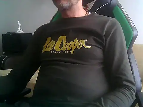 Snapshot of boran34 chatting on May 7, 3:48 pm boran34 online show from May 7, 3:48 pm