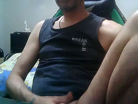 Snapshot of boran34 chatting on June 6, 10:26 pm boran34 online show from June 6, 10:26 pm
