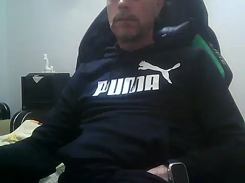 Snapshot of boran34 chatting on April 23, 8:21 pm boran34 online show from April 23, 8:21 pm