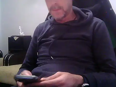 Snapshot of boran34 chatting on April 20, 4:19 pm boran34 online show from April 20, 4:19 pm