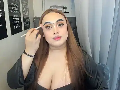 YourGirlfriendMegann online show from January 14, 12:03 am