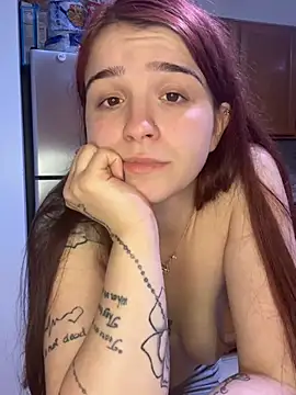 joeystaciee online show from April 21, 1:42 am
