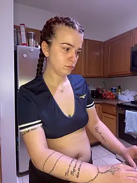 joeystaciee online show from May 20, 3:20 pm