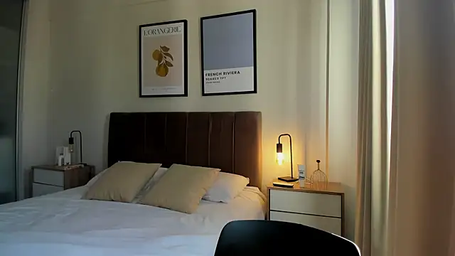 Snapshot of molly_marmalade_ chatting on February 4, 8:06 pm molly marmalade online show from February 4, 8:06 pm