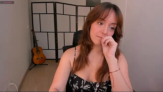 Snapshot of molly_marmalade_ chatting on June 24, 4:38 pm molly marmalade online show from June 24, 4:38 pm