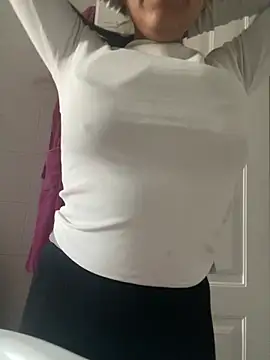 Aestheticsgirl online show from January 14, 9:02 am