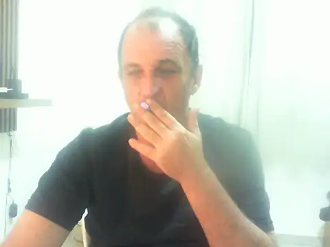 ConradinhoBR50 online show from November 23, 11:48 pm