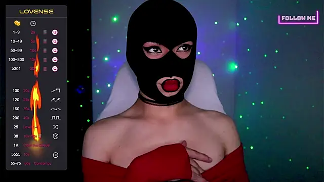 Snapshot of Bigfemblue chatting on December 2, 10:55 pm Bigfemblue online show from December 2, 10:55 pm