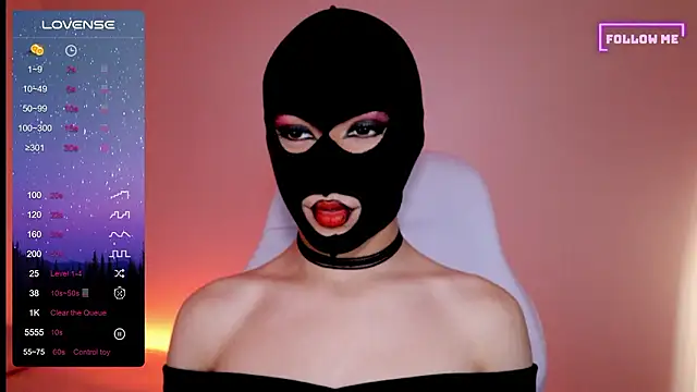 Bigfemblue online show from March 15, 11:39 am