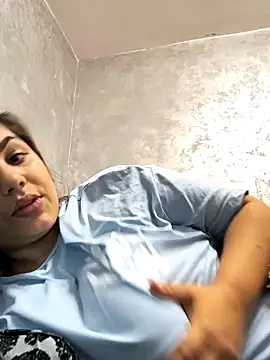 Emma Muller32 online show from November 5, 1:09 am