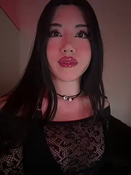 Amanita Bloom online show from January 10, 6:09 am