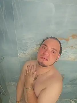 latinoflpr online show from January 12, 1:45 am