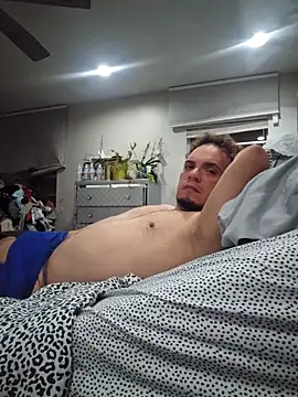 Snapshot of latinoflpr chatting on November 27, 2:56 am latinoflpr online show from November 27, 2:56 am