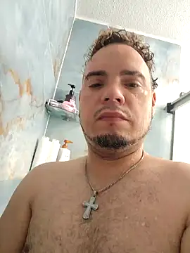 Snapshot of latinoflpr chatting on September 22, 12:55 pm latinoflpr online show from September 22, 12:55 pm