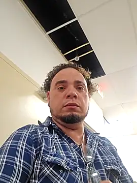 latinoflpr online show from March 9, 9:07 pm