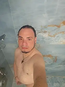 latinoflpr online show from February 14, 2:45 am