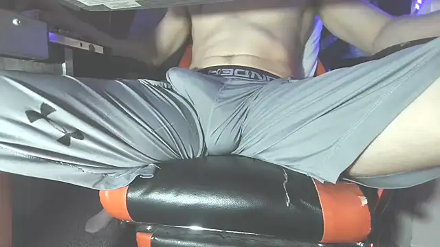 Dick and muscles online show from October 11, 3:51 am