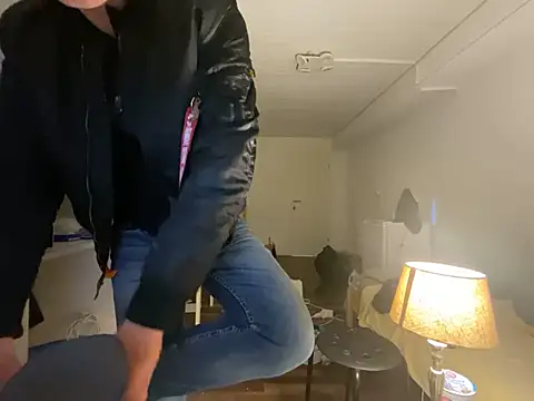 Snapshot of Goldmedall chatting on February 23, 7:58 pm Goldmedall online show from February 23, 7:58 pm