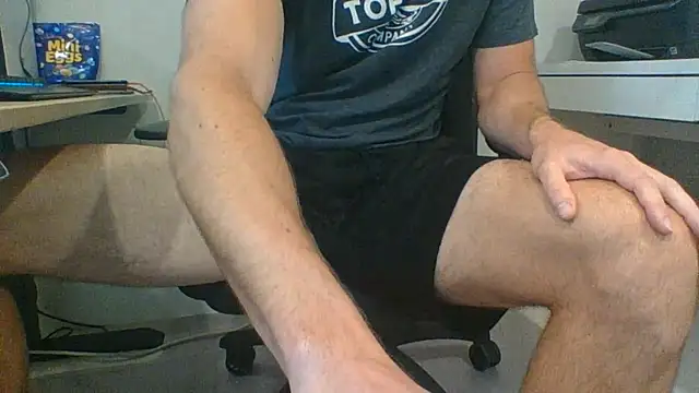 Snapshot of Bloopers66 chatting on July 21, 1:23 pm Bloopers66 online show from July 21, 1:23 pm
