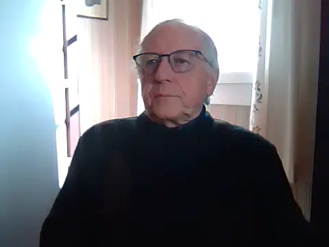 Snapshot of johnjohn622662 chatting on March 4, 10:46 am johnjohn622662 online show from March 4, 10:46 am