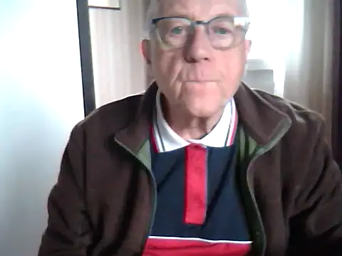 Snapshot of johnjohn622662 chatting on September 27, 1:39 pm johnjohn622662 online show from September 27, 1:39 pm