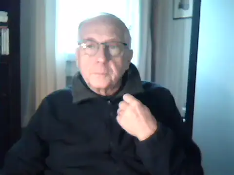 Snapshot of johnjohn622662 chatting on March 7, 5:07 pm johnjohn622662 online show from March 7, 5:07 pm