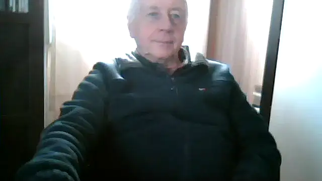 johnjohn622662 online show from February 8, 2:26 pm