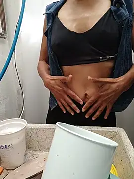 Bombonsexyxh online show from August 2, 9:23 pm