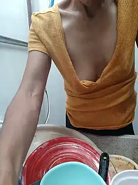 Bombonsexyxh online show from August 6, 10:16 pm