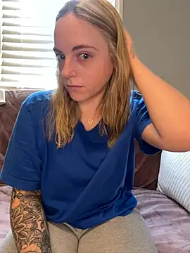 jaseyrae online show from May 9, 2:42 pm
