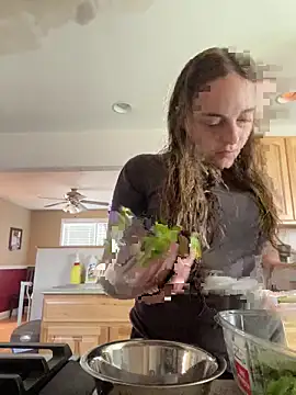 jaseyrae online show from April 15, 1:26 pm