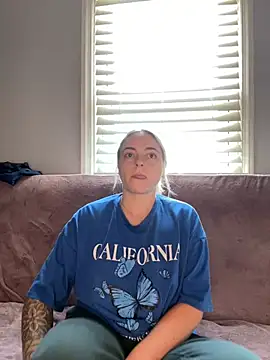 Snapshot of jaseyrae chatting on June 25, 11:48 am jaseyrae online show from June 25, 11:48 am