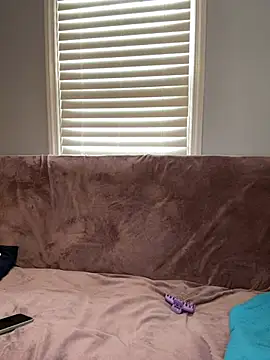 jaseyrae online show from March 8, 6:33 pm