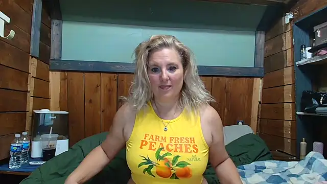 lisaxlovexxx online show from February 17, 5:32 pm