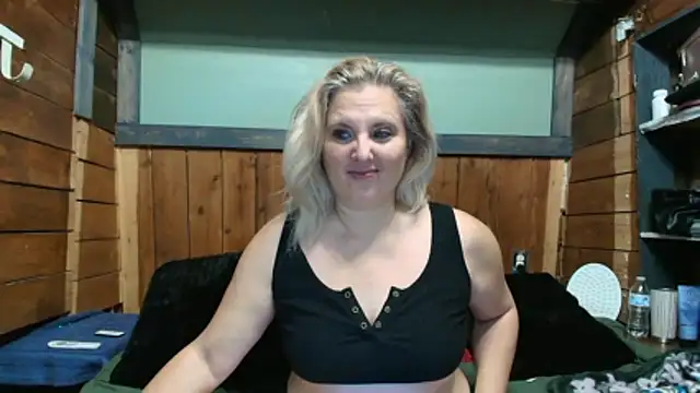 lisaxlovexxx online show from January 10, 4:57 pm