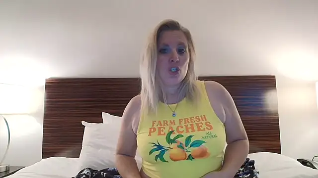 lisaxlovexxx online show from March 12, 2:17 am