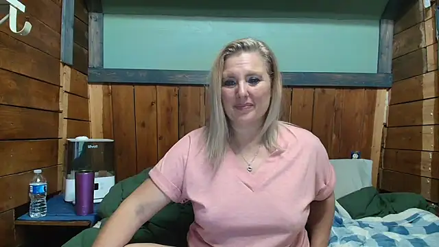 lisaxlovexxx online show from March 2, 5:08 am