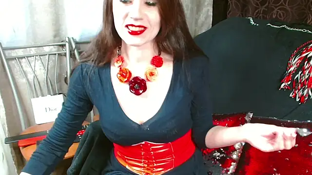 VictoryVega online show from April 10, 4:36 pm