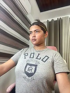 Bombshell Ashy online show from February 17, 7:01 pm