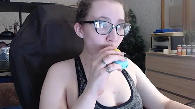 AnKey Rayah online show from February 12, 1:59 pm